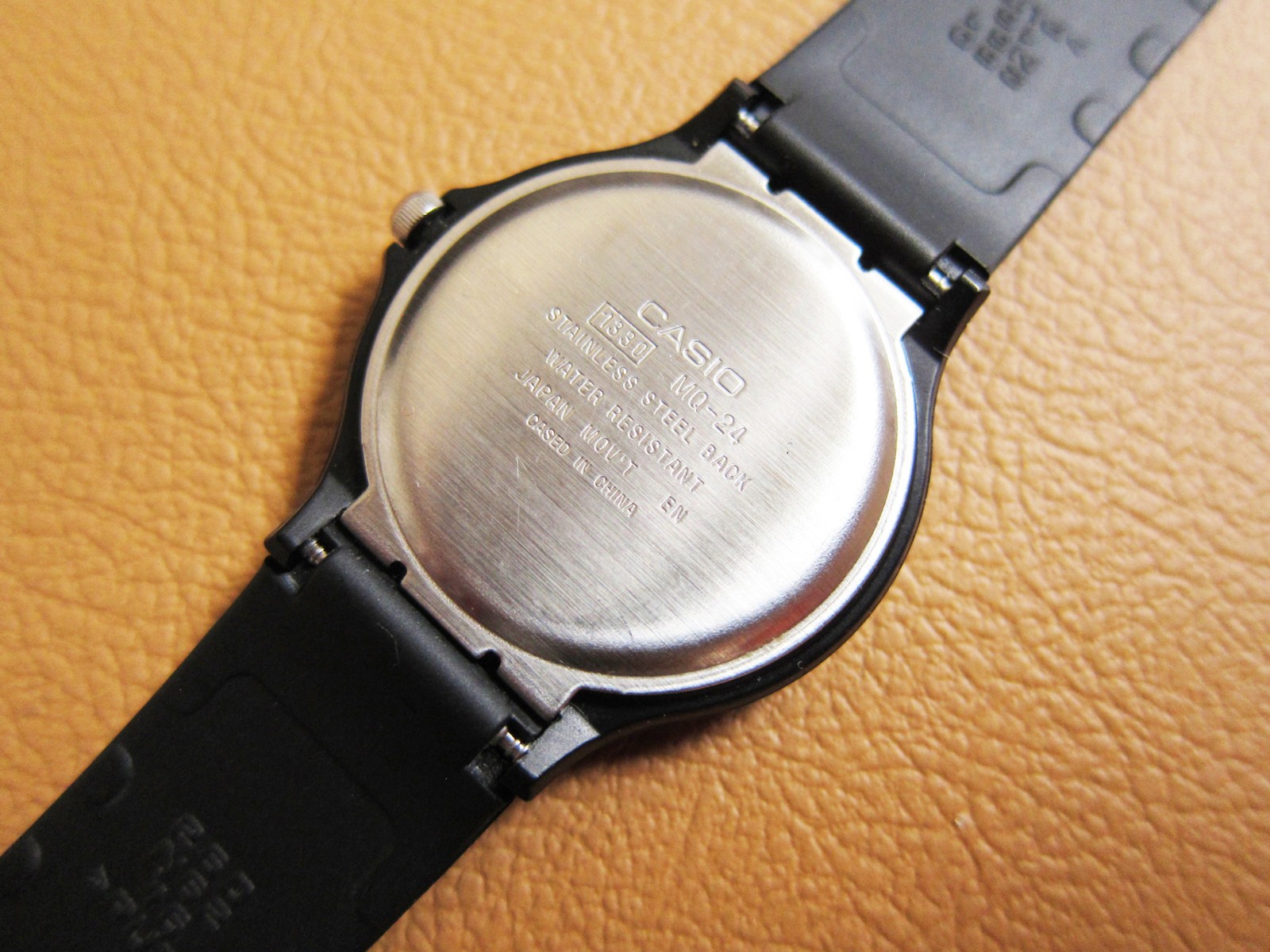 CASIO MQ-24 Unisex Quartz Watch w/ White Dial & Arabic Numerals