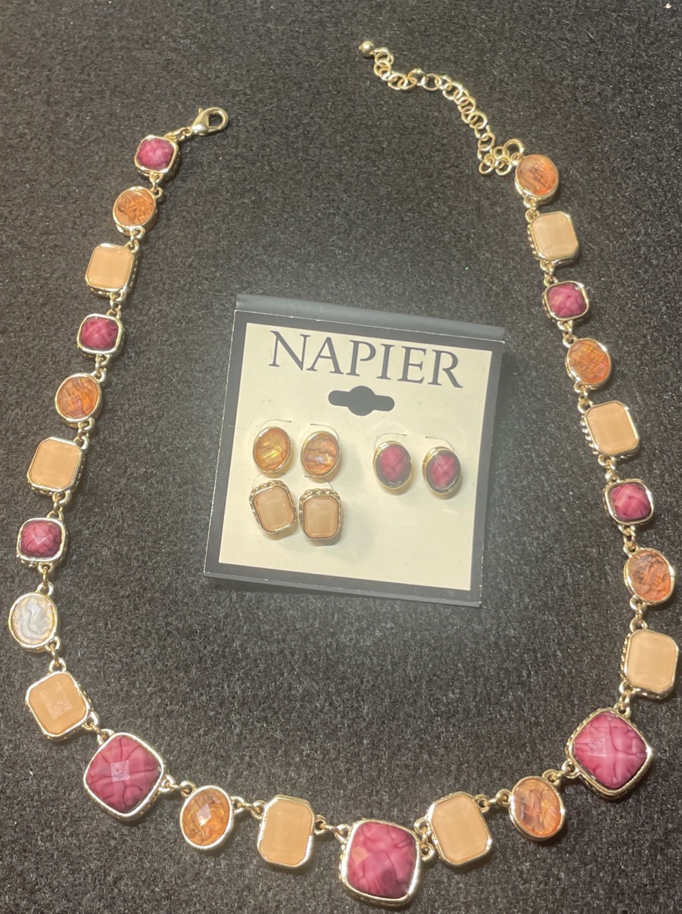NAPIER gold-tone NECKLACE and 3 Pair EARRINGS Peach Orange Pink Plum Beautiful