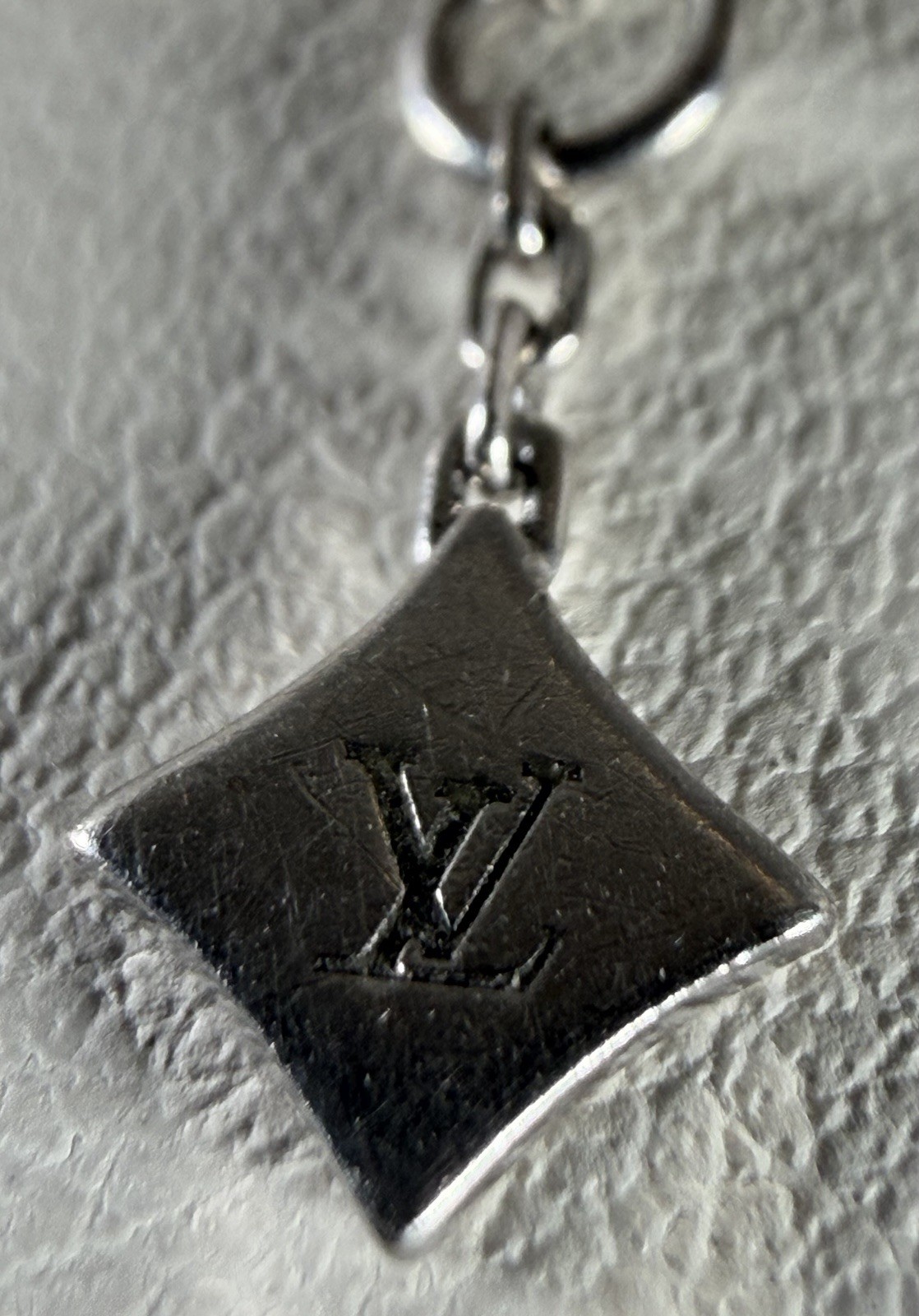 Louis Vuitton Star Blossom Diamond Necklace/ Pendant 750 ~ 17” ~ 5.0 Gr No Clasp