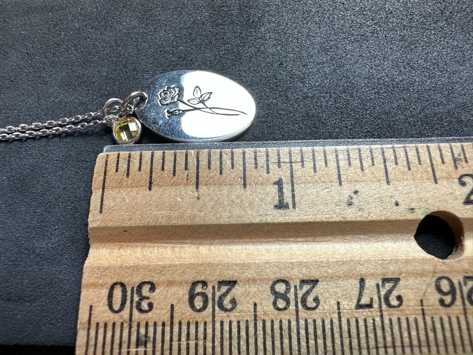3.17g Vintage Sterling Silver 925 Rose Pendant Necklace 22 in Adjustable M