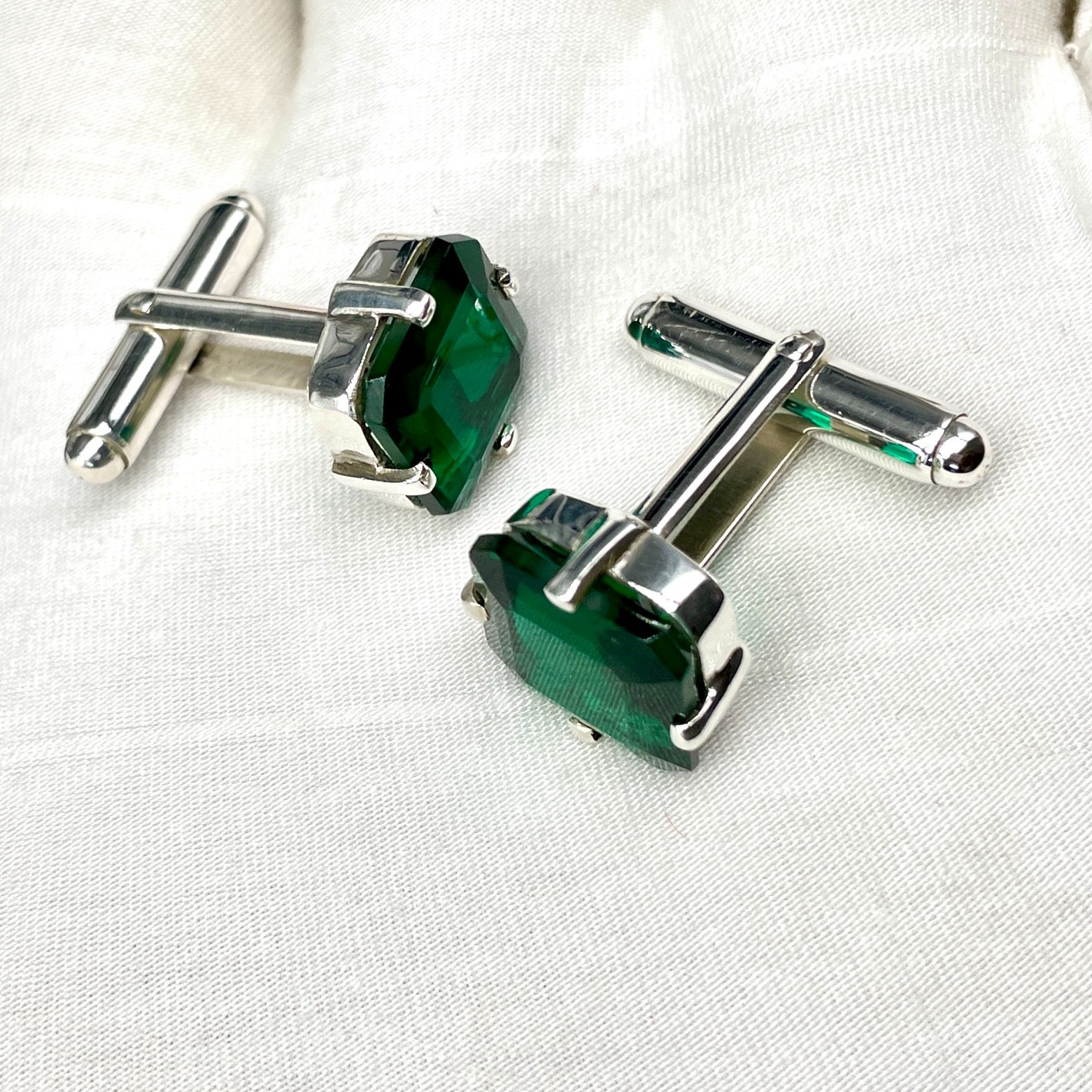 Classic Men’s Sterling Silver Emerald Green Square Stone Cufflink Formal Wedding