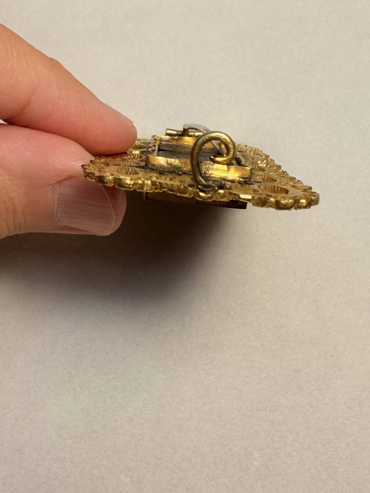 Victorian 9k Gold Plated Pietra Dura Brooch