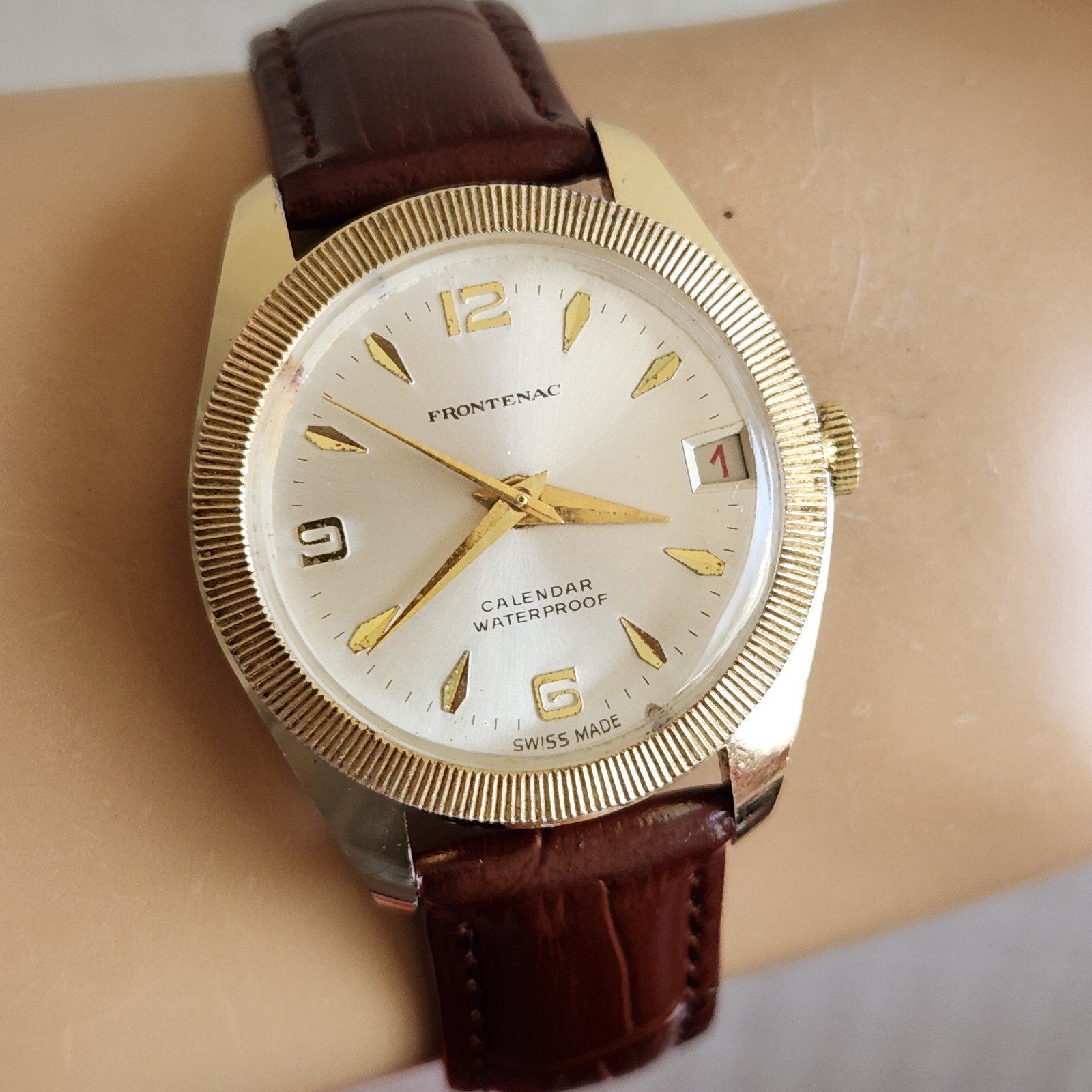 Vintage FRONTENAC men’s manual winding watch Date Baumgartner 866 swiss 1970s