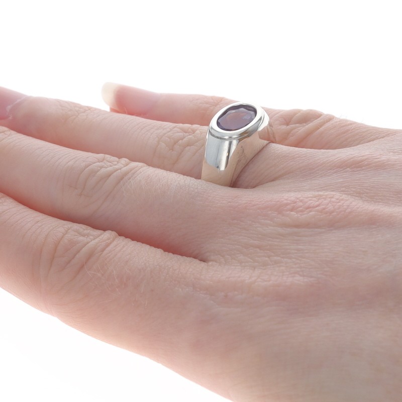 Sterling Silver Amethyst Cocktail Solitaire Ring – 925 Oval East-West