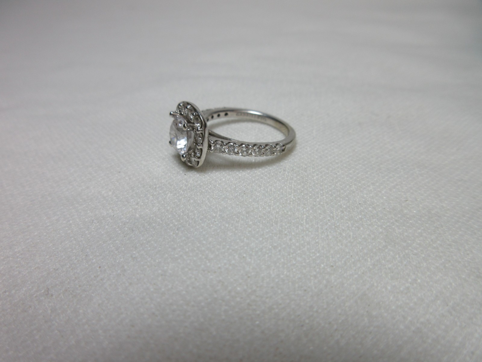 GABRIEL & COMPANY 14K SOLID WHITE GOLD & NATURAL DIAMONDS ENGAGEMENT RING