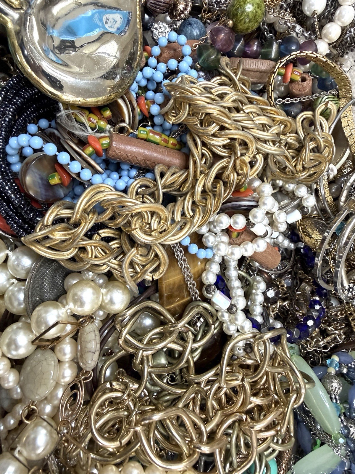 10 Lb Vintage – Now Costume Jewelry Lot 2 Harvest Repair Junk MOST ARE WEARABLE