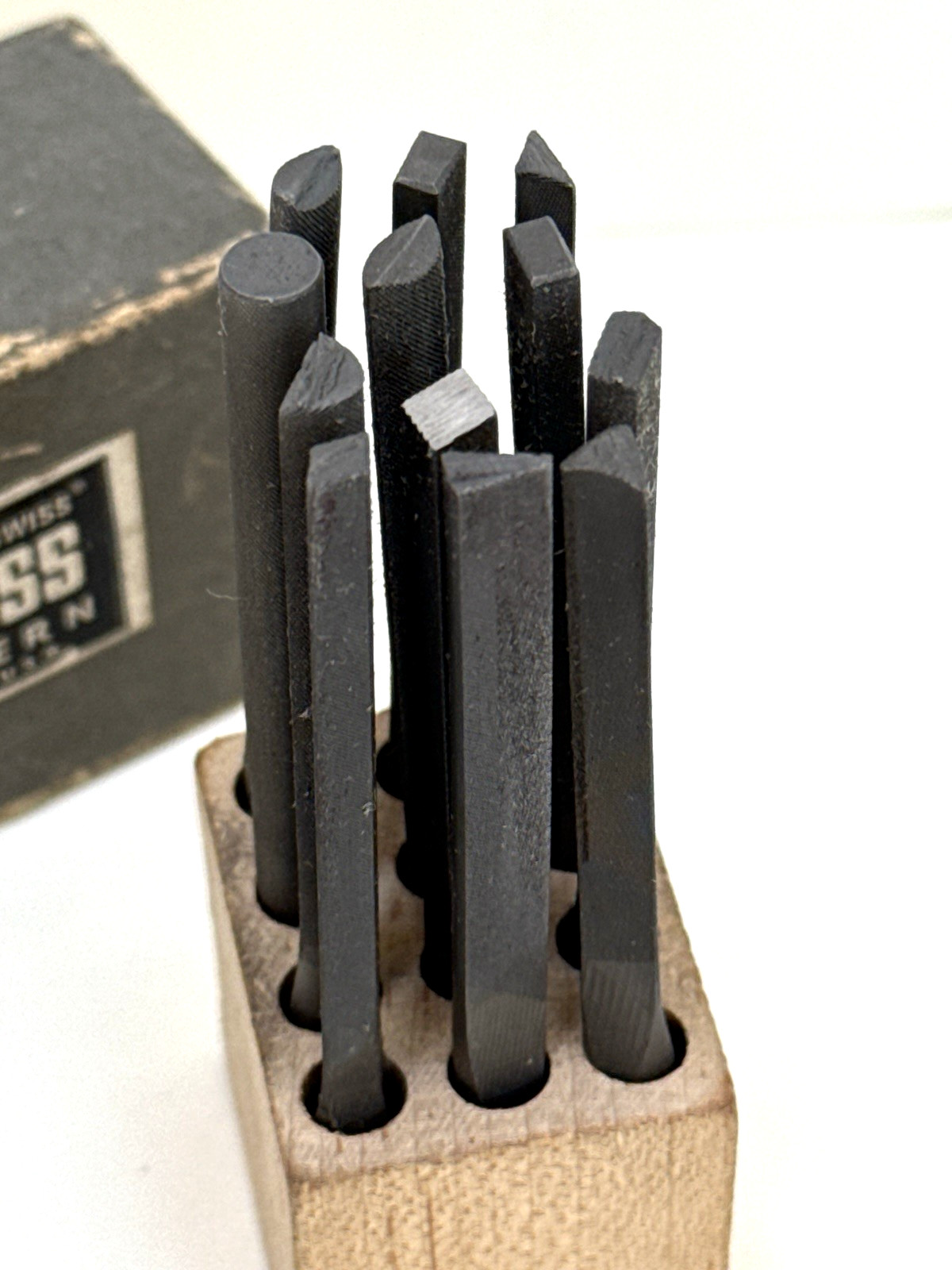 12 HELLER SWISS PATTERN BENCH MACHINE FILES No. 2 SIZE 3 1/4″ X 1/4″