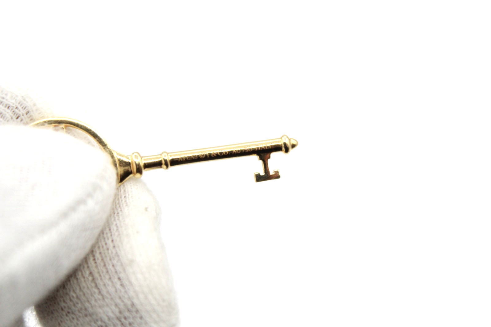 Tiffany & Co. Atlas Key Necklace 20″ 18K & Diamonds