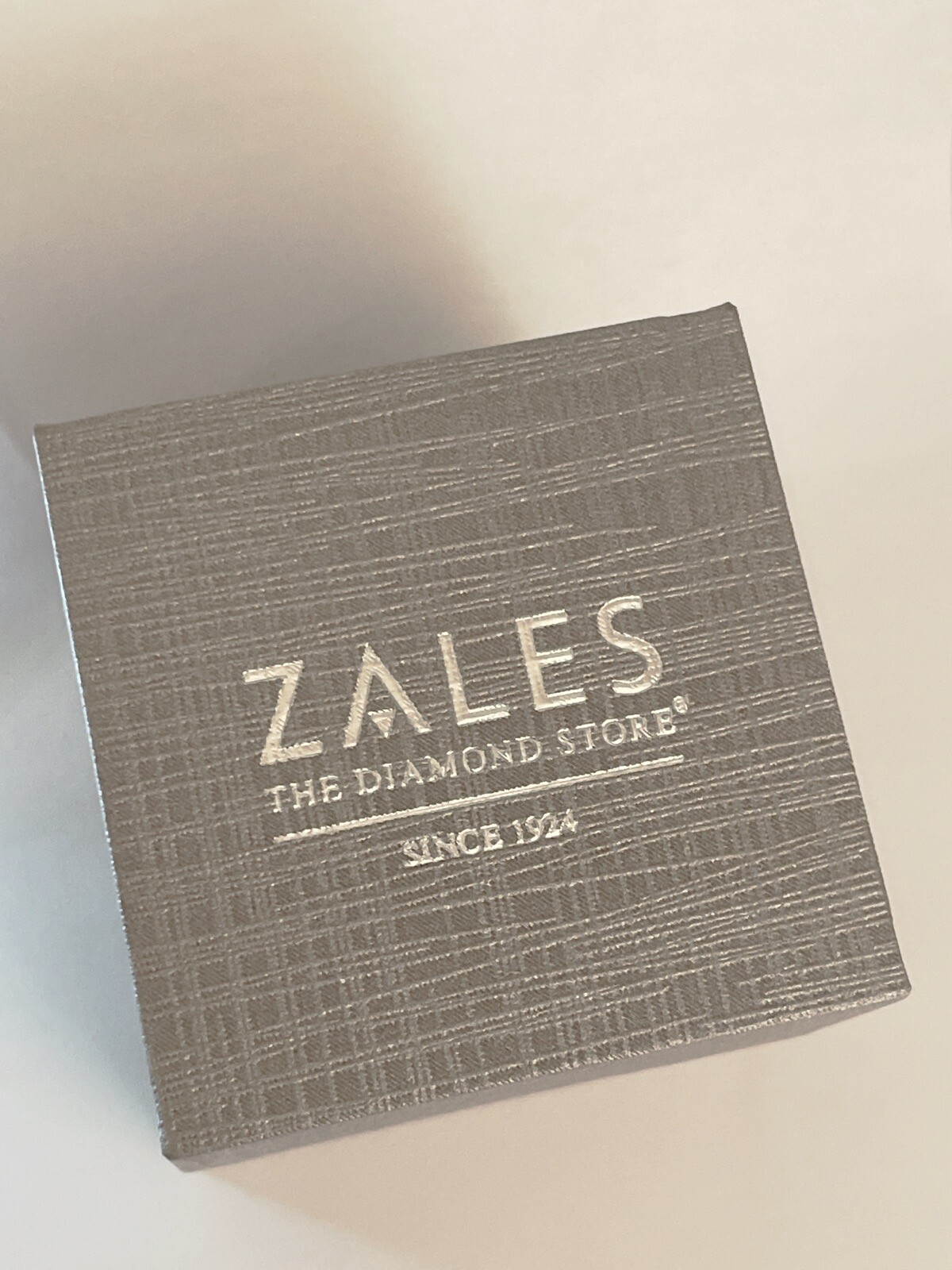 NEW~ZALES Jewelers EMPTY Clamshell Necklace/Earrings/Ring Presentation Box (1)