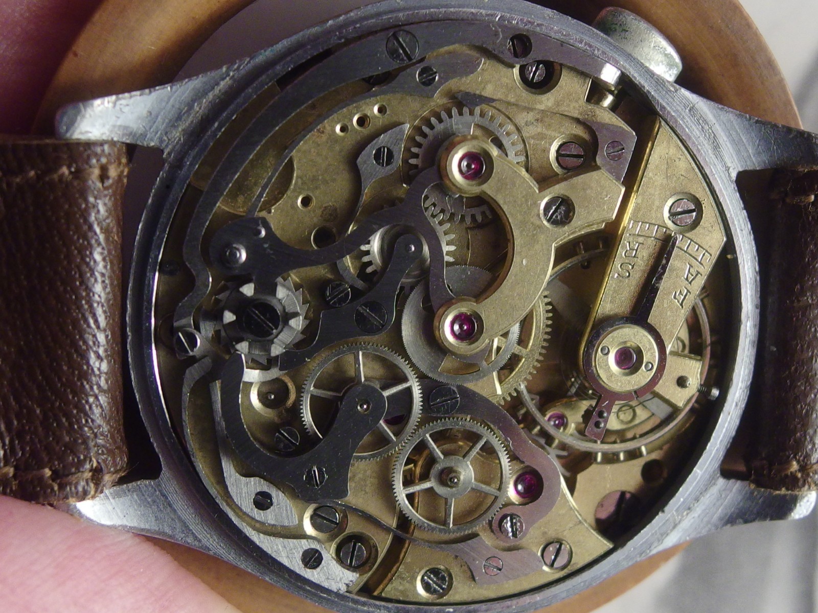 4287 VINTAGE VALJOUX GHT MONOPUSHER CHRONOGRAPH SIGNED LA SALEVE, 1930’ies