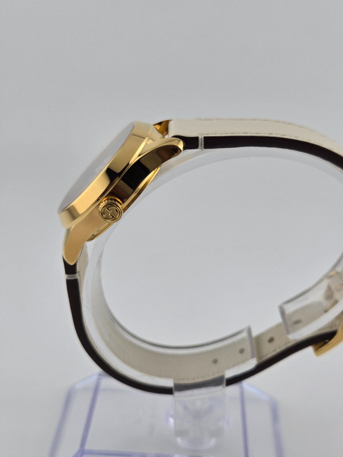 Gucci G-Timeless Women’s Bee Dial Leather Band Watch – YA1265009 ($1100 MSRP)