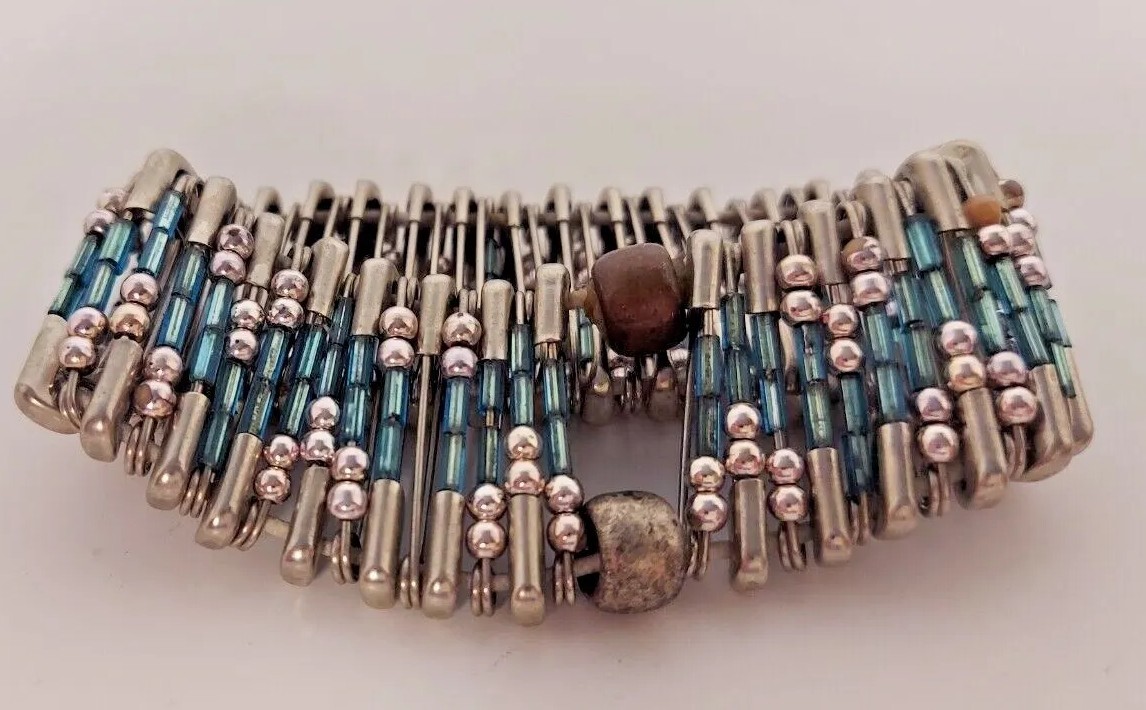 Metal/Beaded Bracelets 7 Pieces Assorted 1.5 in Wide Approx Jewelery