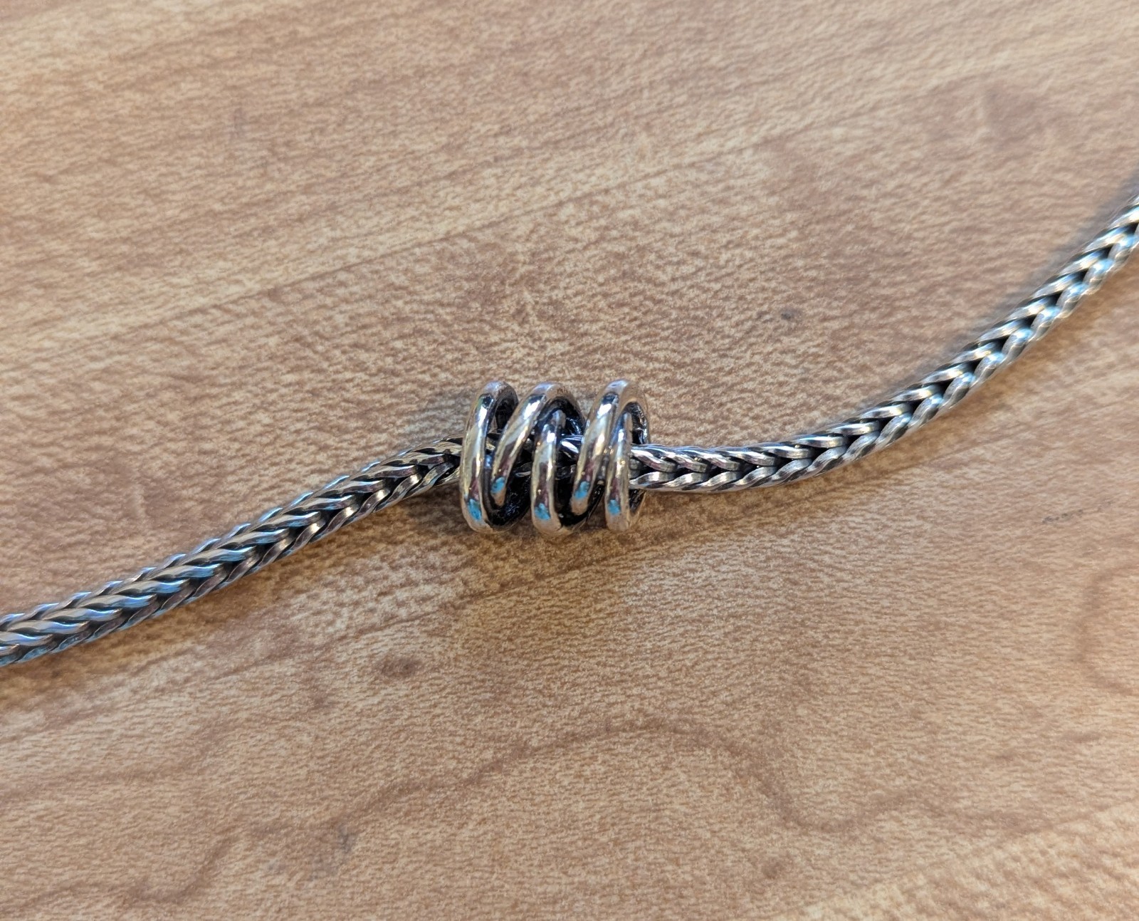 Authentic TrollBeads Three Siblings bead