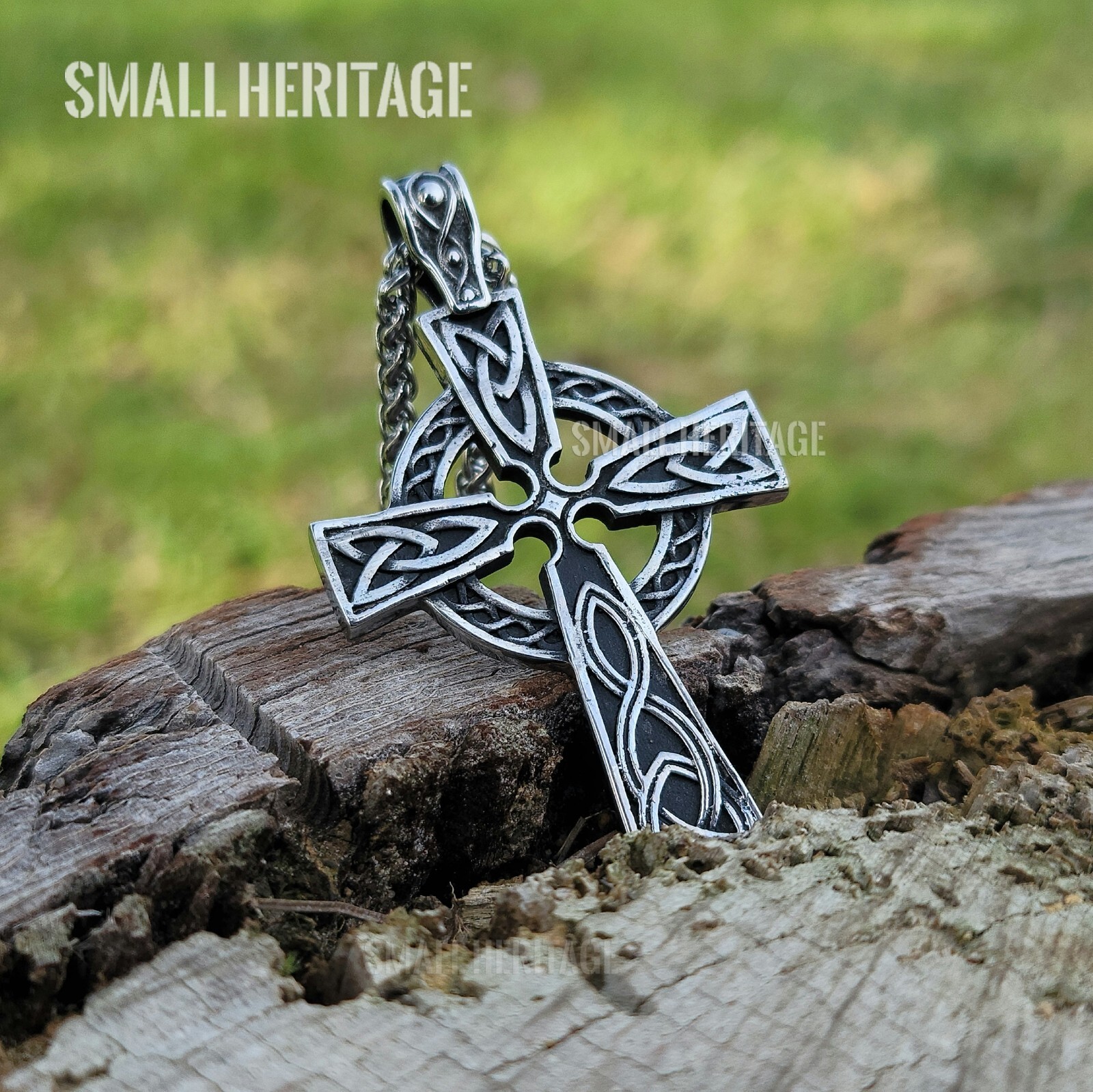 Large Wolf Head Cross Necklace – Heavy Stainless Steel Pendant for Men