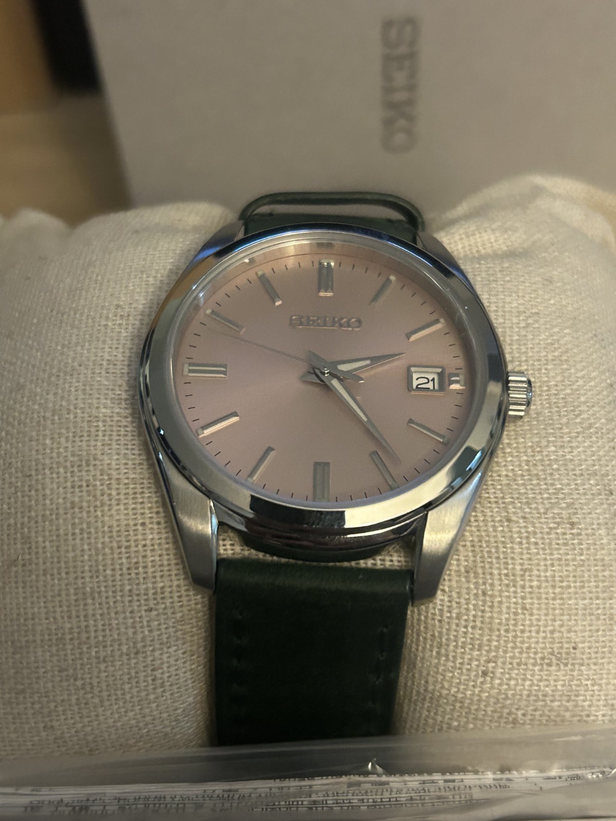 Seiko SUR523 Salmon Pink Sapphire Crystal Full Kit Mens Bracelet & Leather Strap