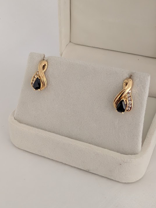 Sapphire & Diamond Earrings 10K 2.7 Grams Retail Price $1199 Make Me An Offer!