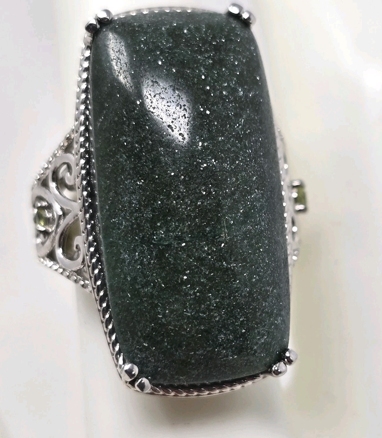 Karis STS Green Goldstone Statement Ring Sz 7 NWOT