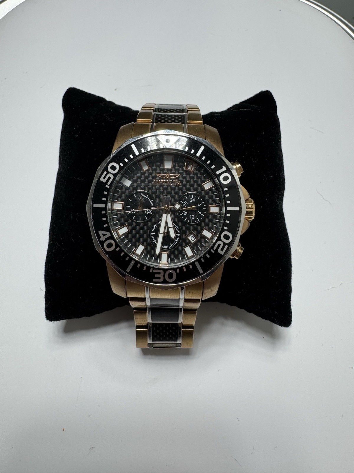 Invicta Pro Diver Model 17255 Mens 48mm Gold-Tone Carbon Fiber Chronograph Watch