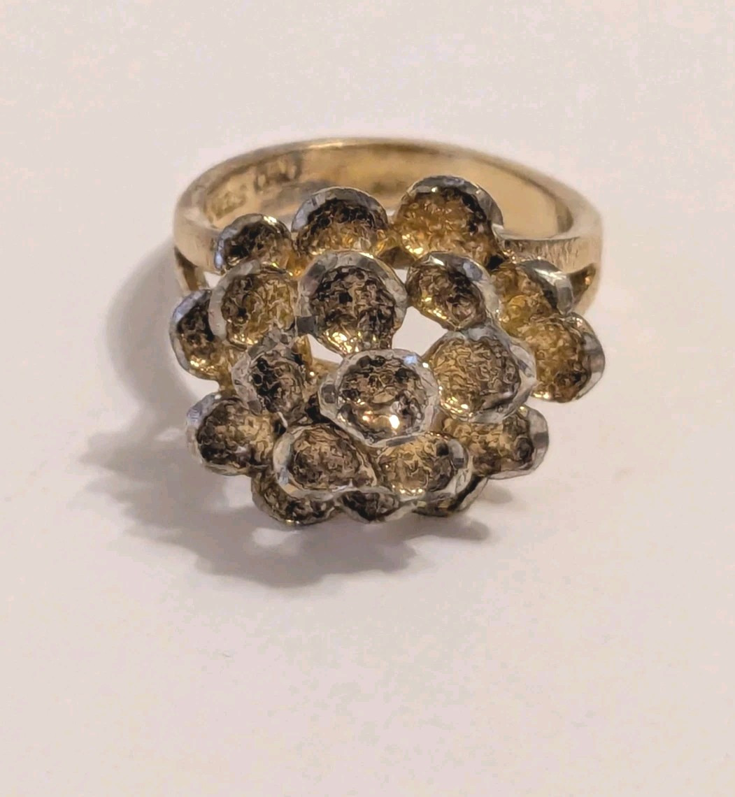 Signed M Gold Plated 925 Silver Dome Flower Nugget Style Cocktail Ring. Size 8.