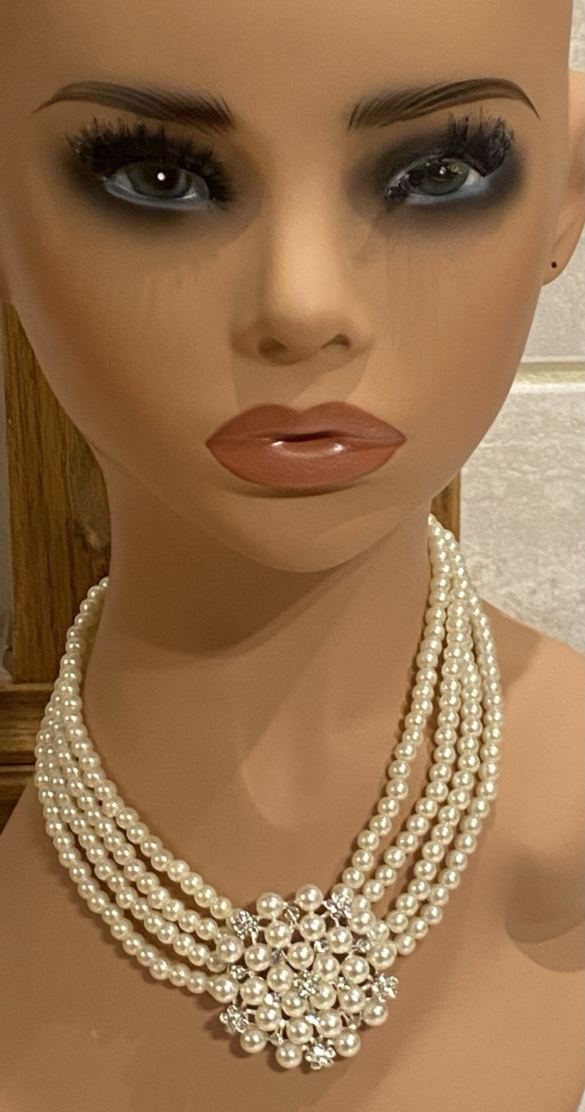Elegant Four Strand Faux Pearl Special Occasion Choker Necklace with Big Sparkle