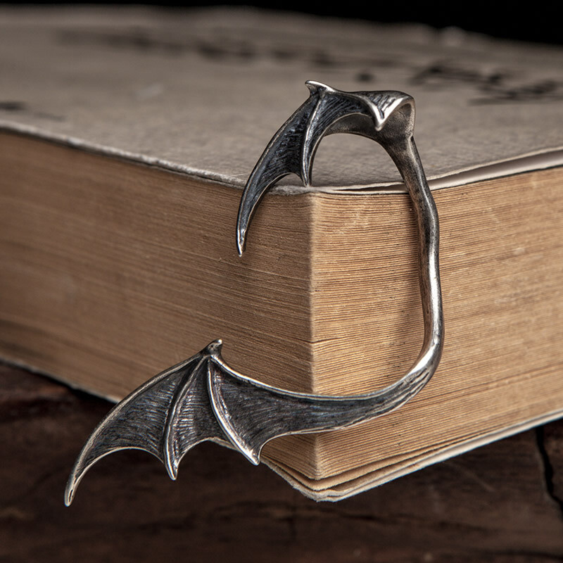 Anti-allergic Gothic Bat Wing Ear Clip Ear Sterling Silver Climber Earrings Fast