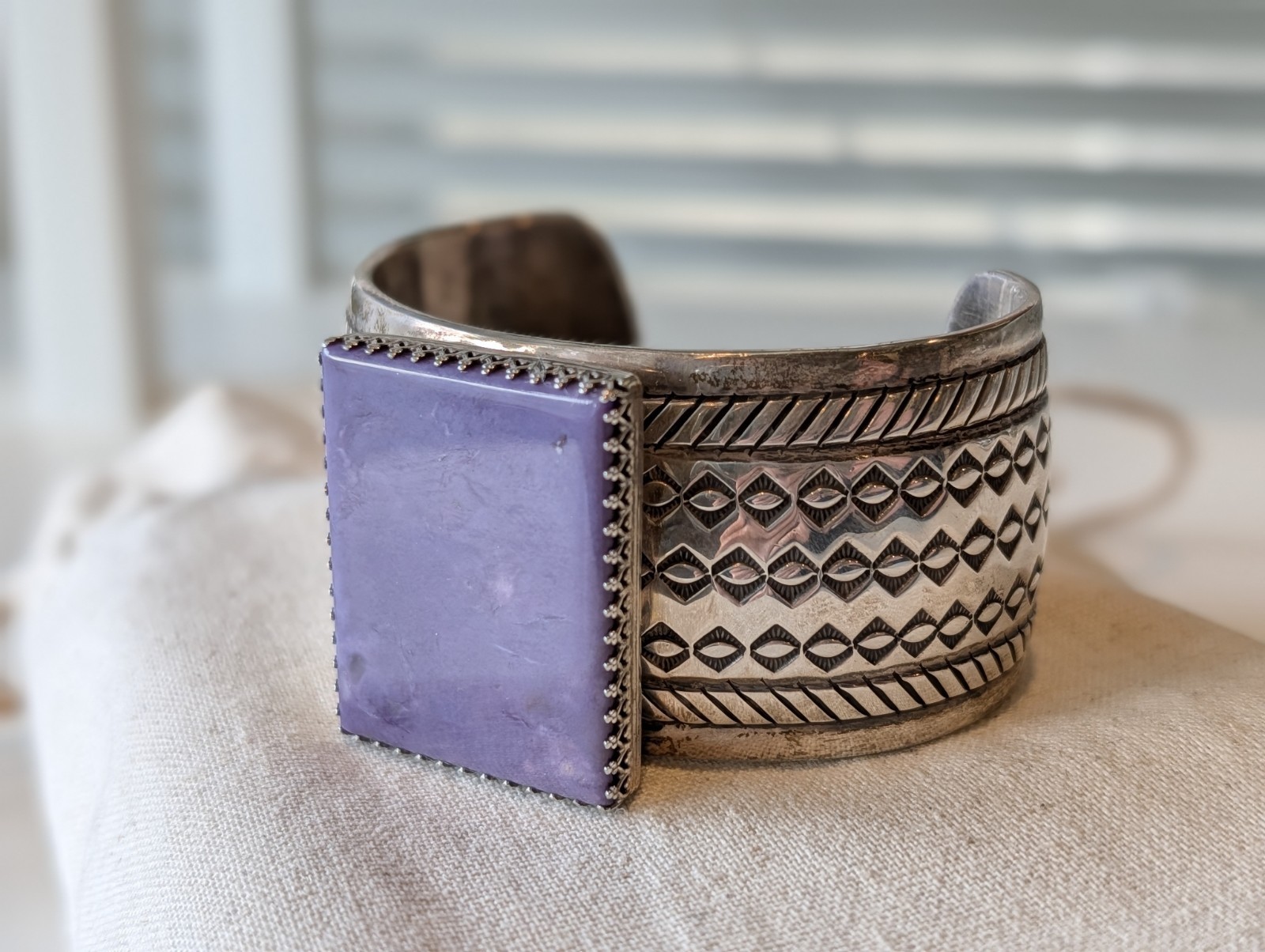 Gary S. Custer Navajo Sterling Charoite Cuff 114g Hand-Stamped 1⅜” Wide