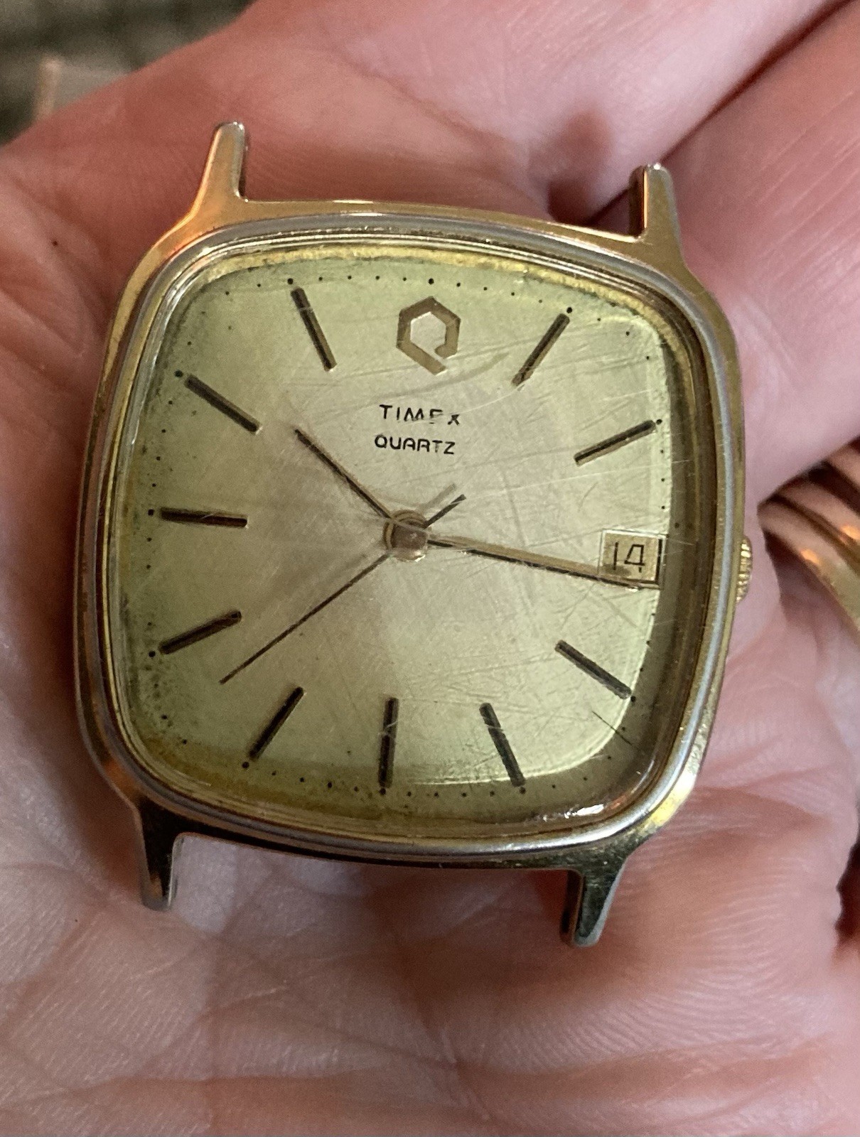 Vintage Timex Q Quartz GoldTone TV Shape Mens Watch wDate M Cell No Band Runs!