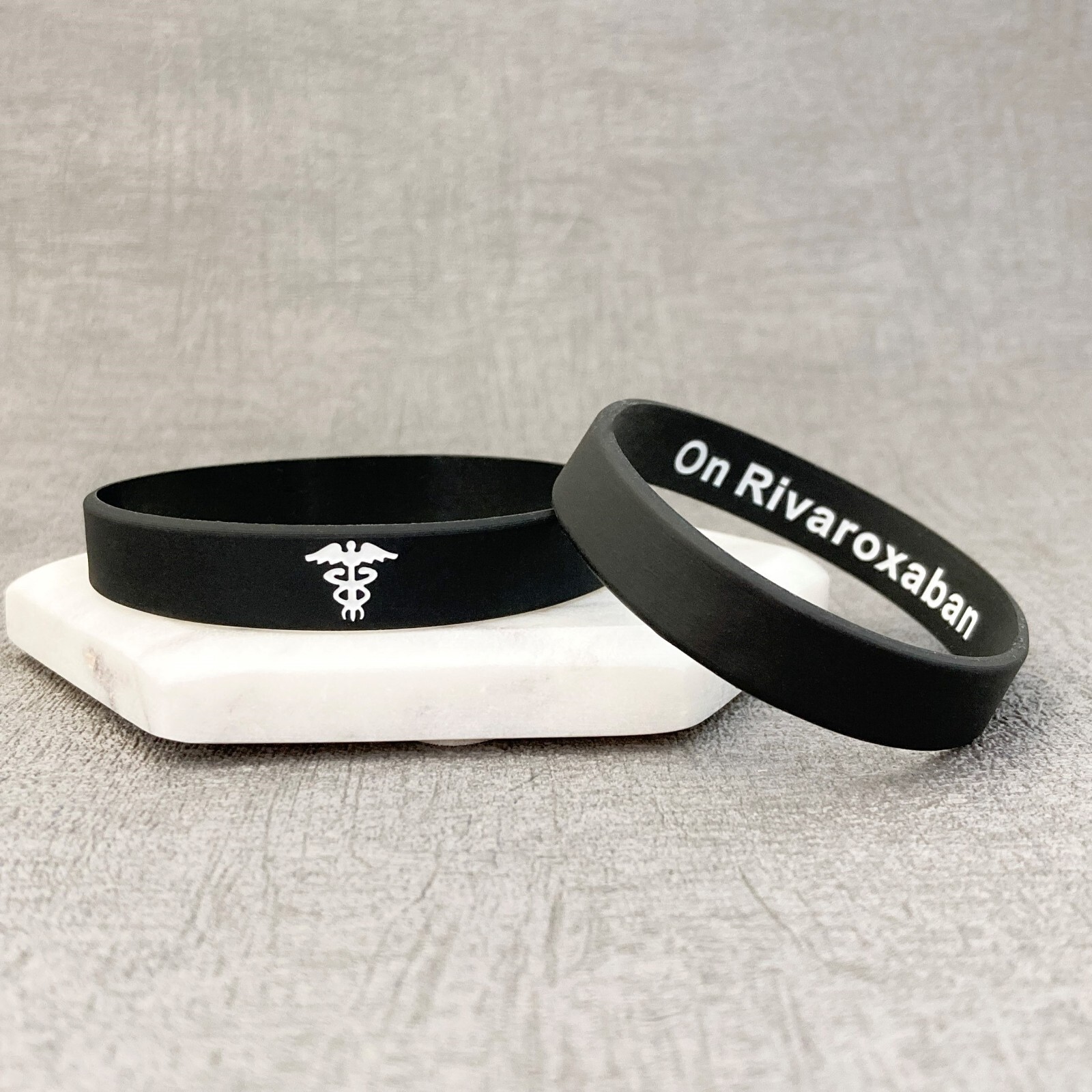 Discrete Rivaroxaban Wristband Anticoagulant Medical Alert Band For Blood 202mm