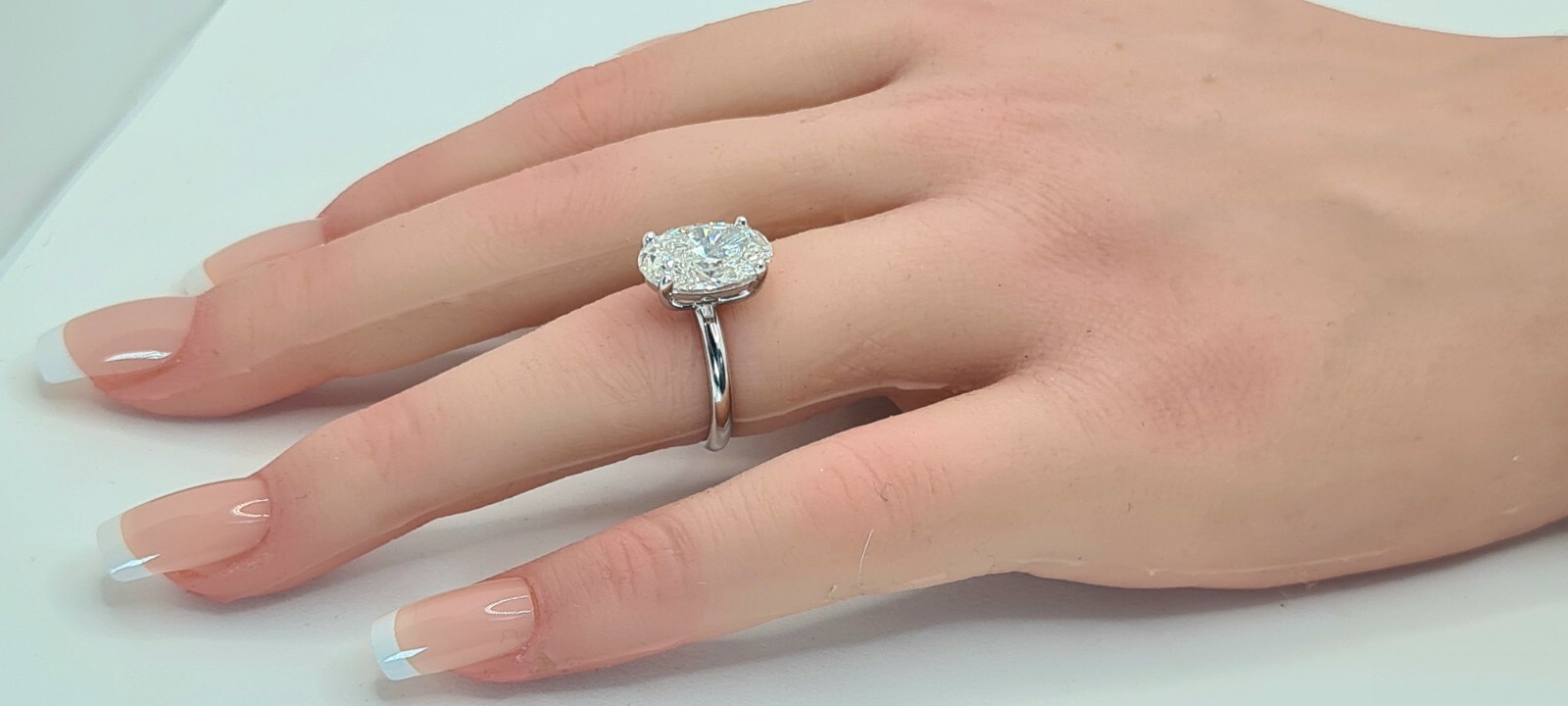 RARE D Color VVS2 Clarity 4 Ct IGI Certified Oval Cut Lab Grown Diamond Ring