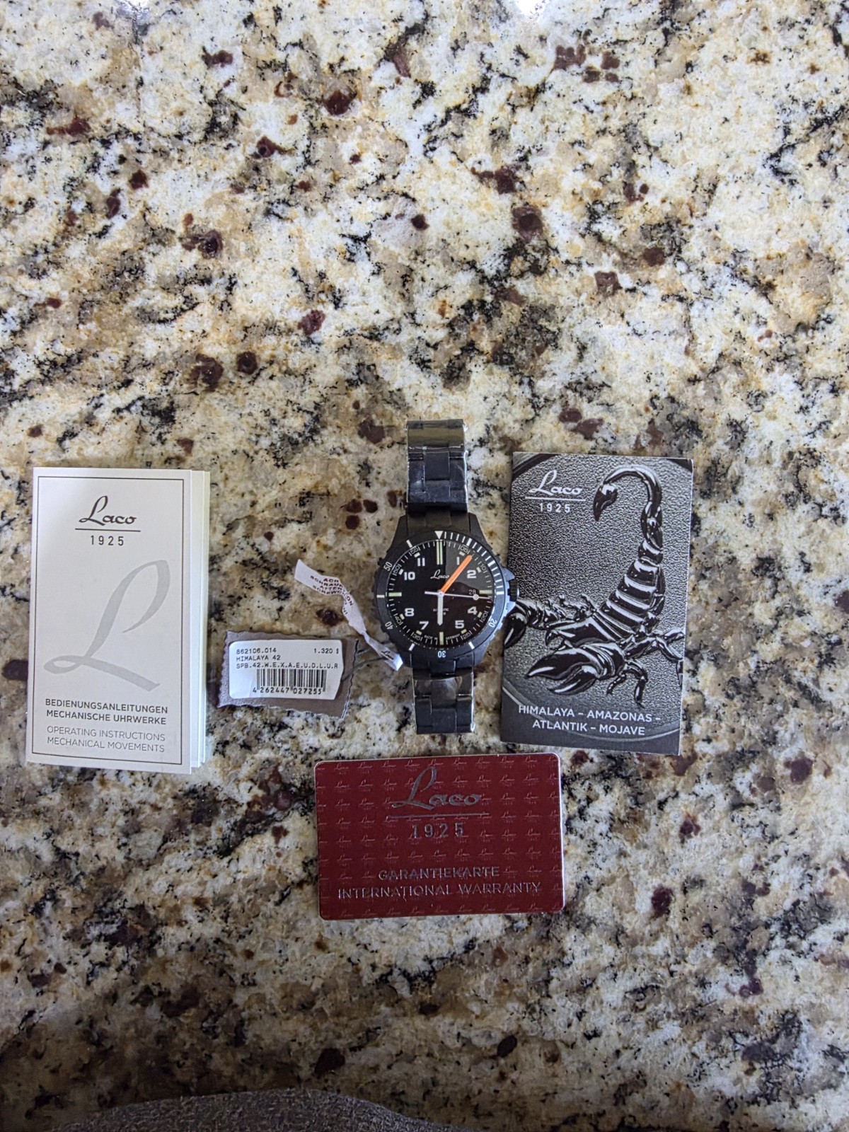 LACO Himalayan 21 jewel Auto Sport Diver Men’s Watch 862106 20 ATM – German Made