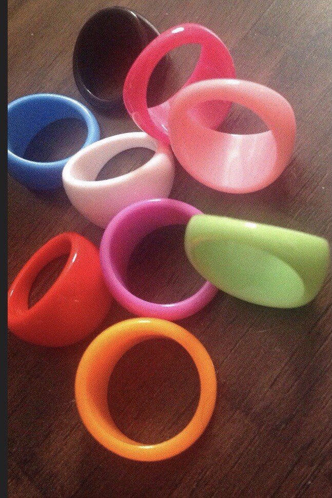 Chunky Resin Plastic Lucite Ring FREE SHIPPING Retro Ring Mod Ring USA Seller