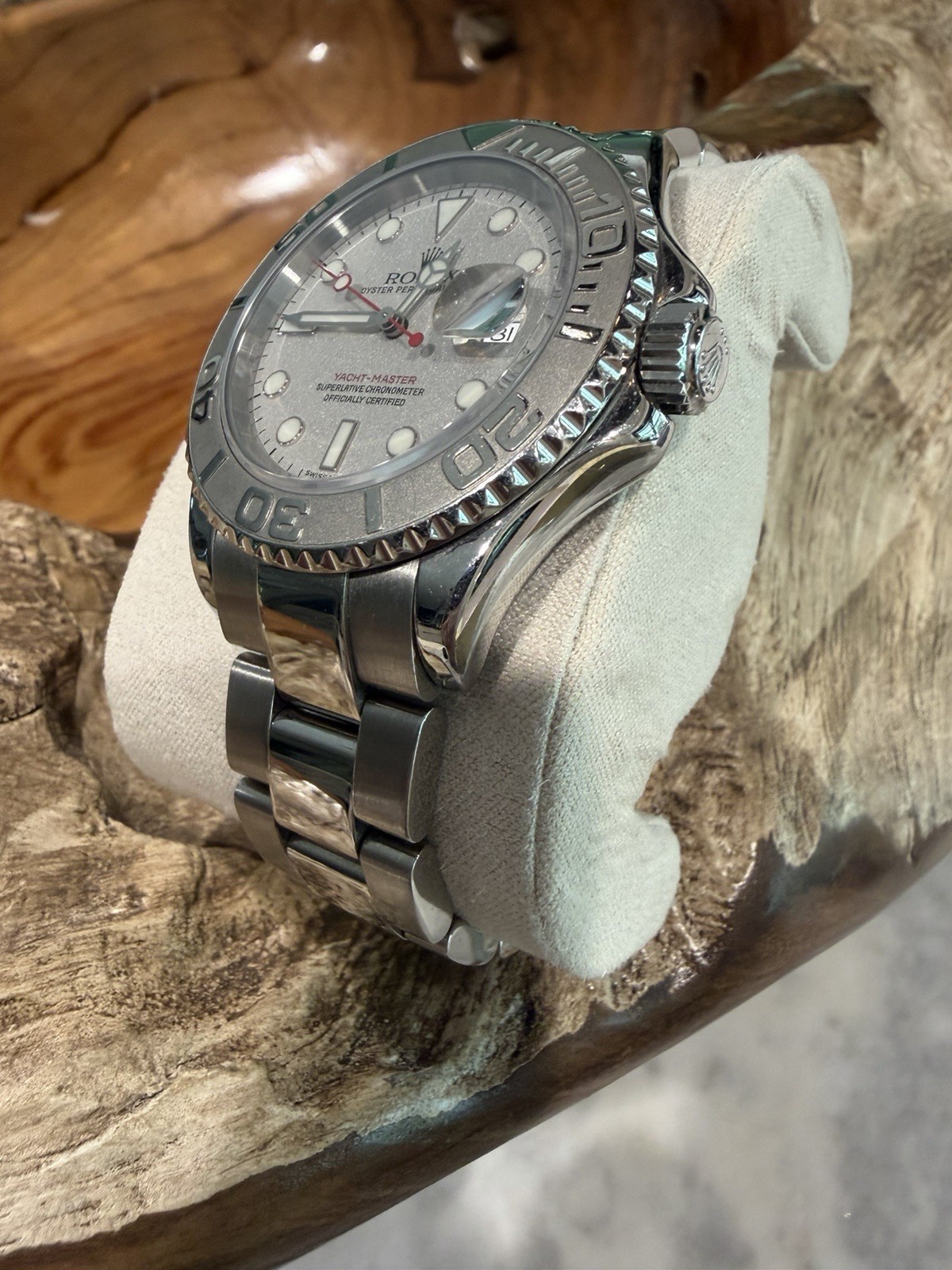 Rolex Yacht-Master 16622 Grey Rhodium Dial Platinum / Steel 40mm Men’s Watch