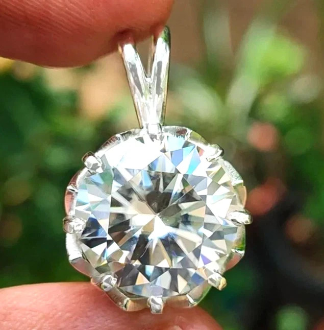 Rare 10.00 Ct Certified White Diamond Solitaire Pendant 925 Silver Great Luster
