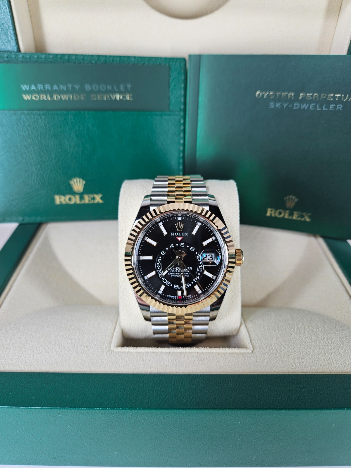 Rolex Sky-Dweller 42mm, Black Dial, Jubilee Two-Tone 336933-0004 Mint 2023
