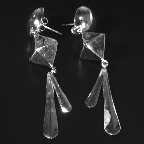 36.02Ct BEAUTIFUL ! 100% NATURAL SUPERB 925 SILVER EARRING