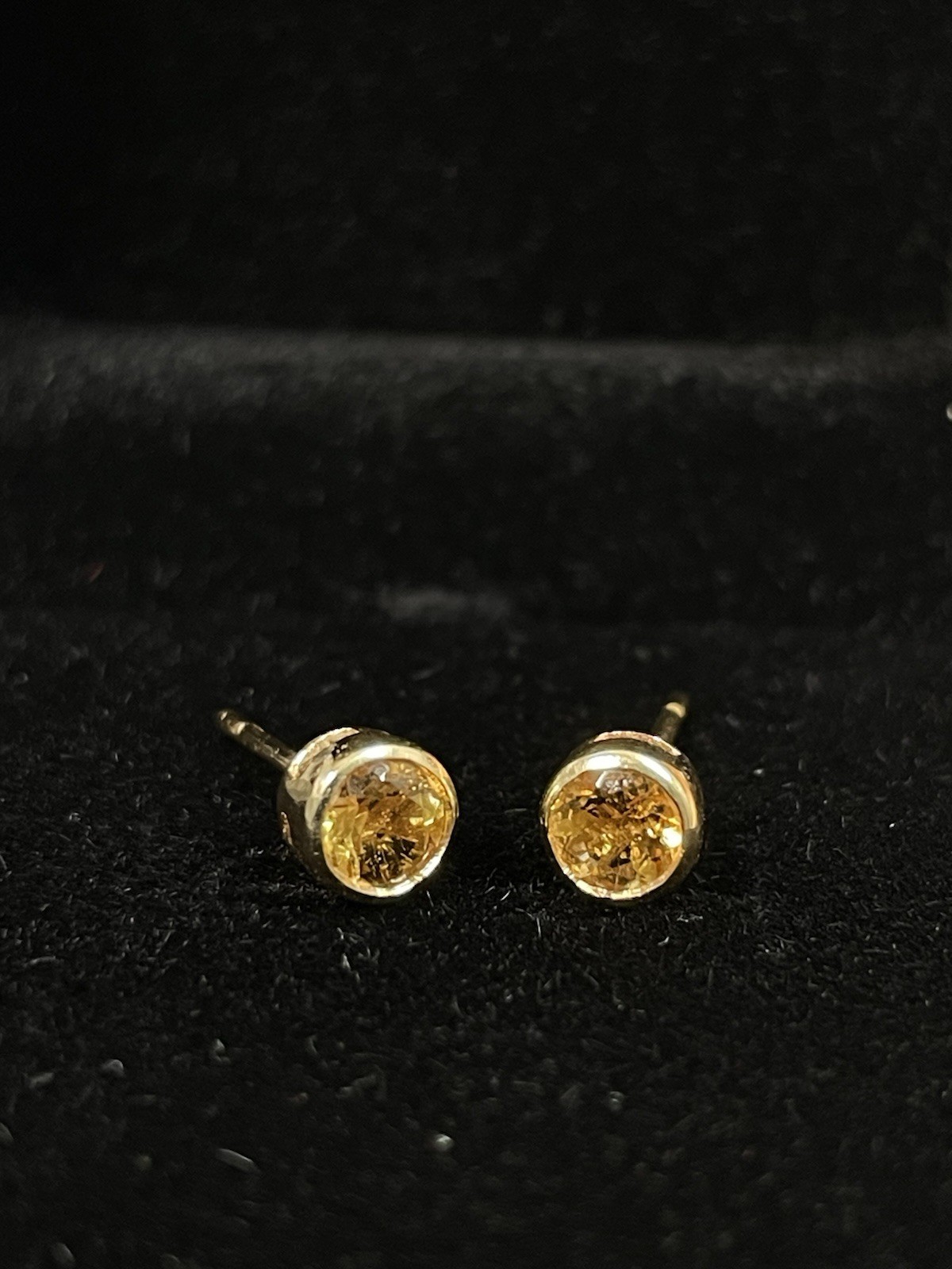 14k yellow gold yellow citrine studs no clutch’s