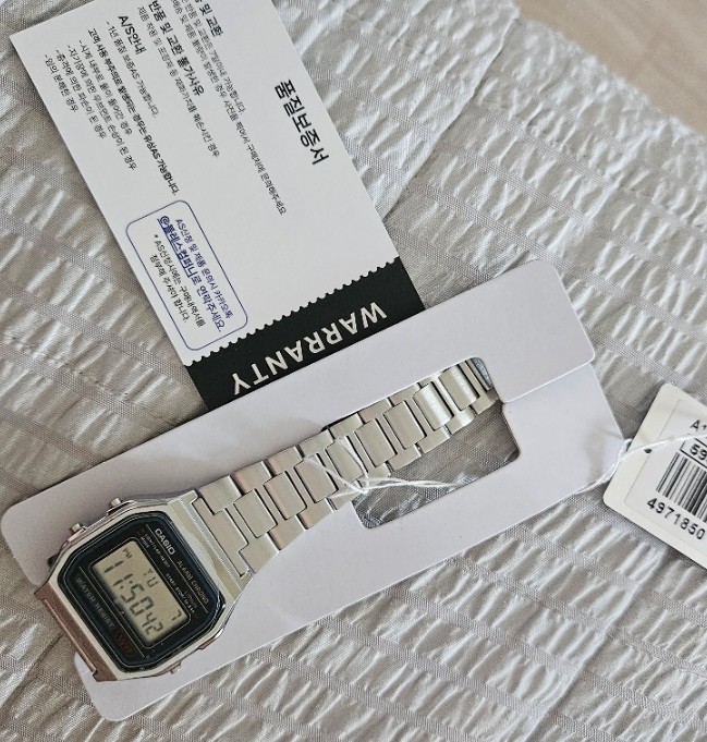 Casio A158WA-1 Authentic Classic Digital Watch, Chronograph, Alarm, Date