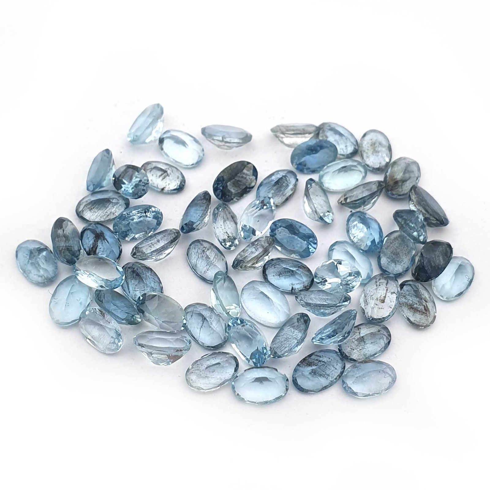Natural Aquamarine Oval Cut Loose Gemstone Lot 13 Pcs 4*6 MM 5 CT