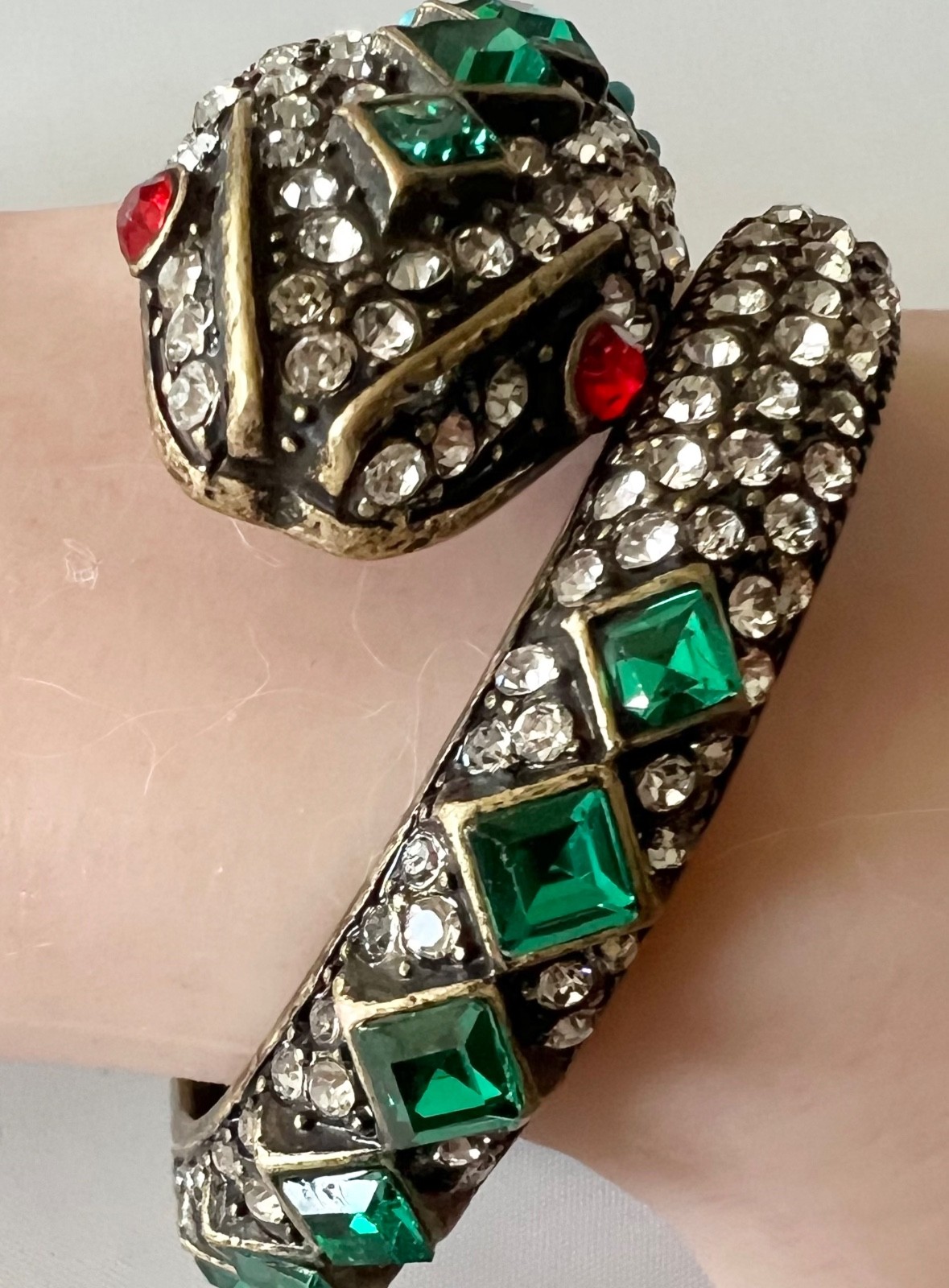 KJL SNAKE Bracelet Kenneth Jay Lane Emerald Ruby Crystal Victorian Egyptian Rev.
