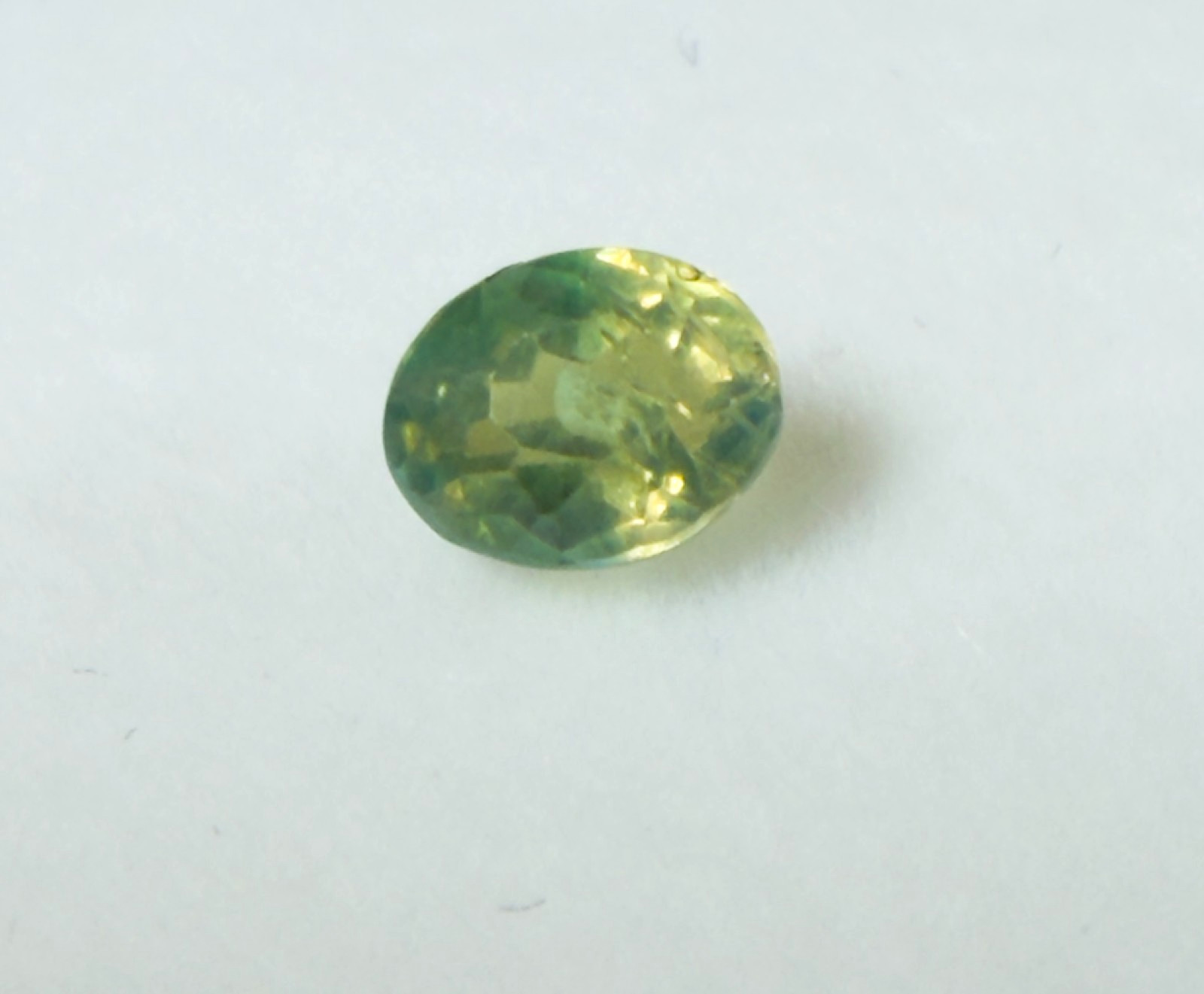 Alexandrite | Natural Color Change 0.39 Ct | Oval Sri Lanka 4.6 x 3.7 x 2.8 mm