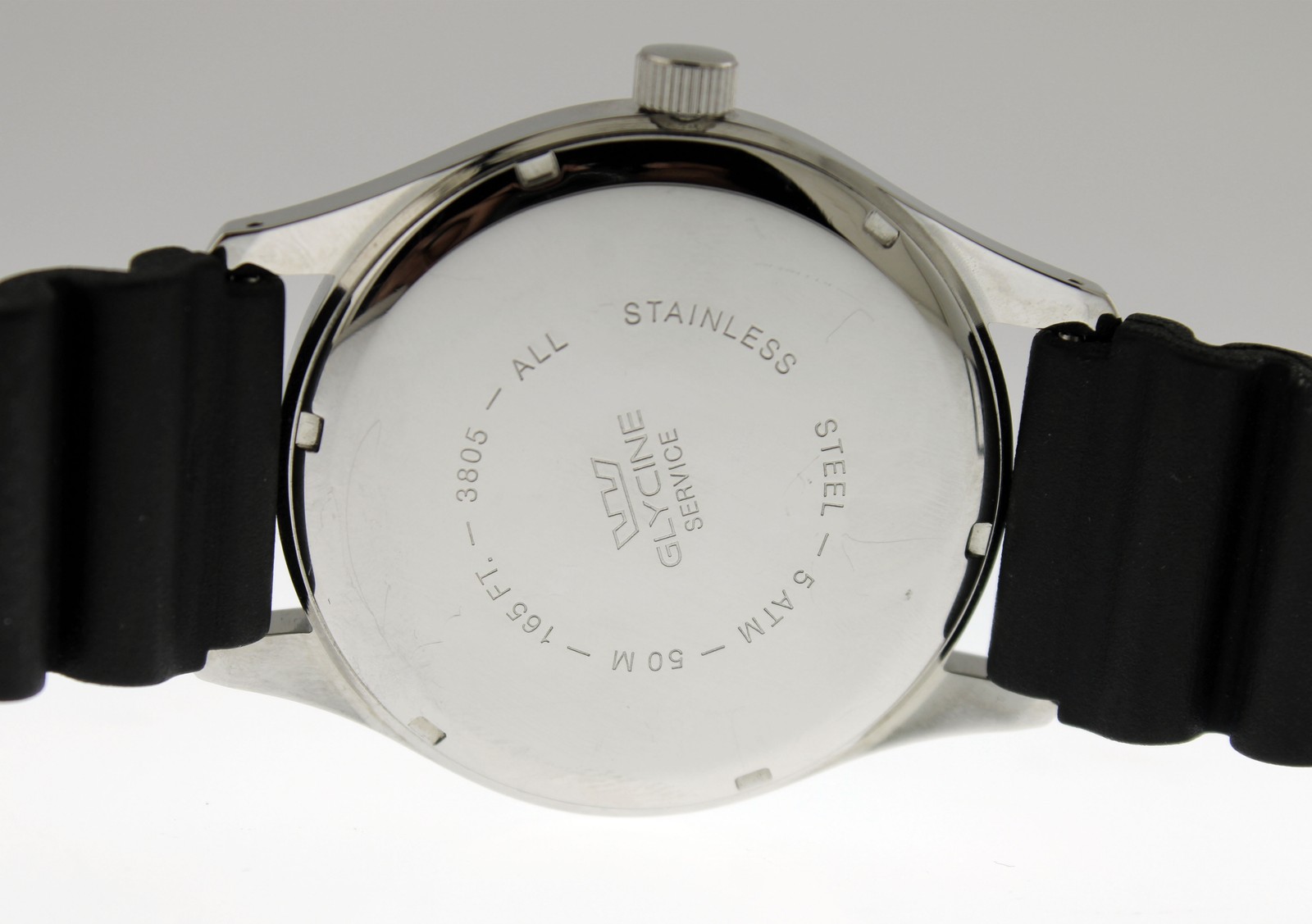 Glycine Incursore 3805 44mm Black Dial Quartz Watch