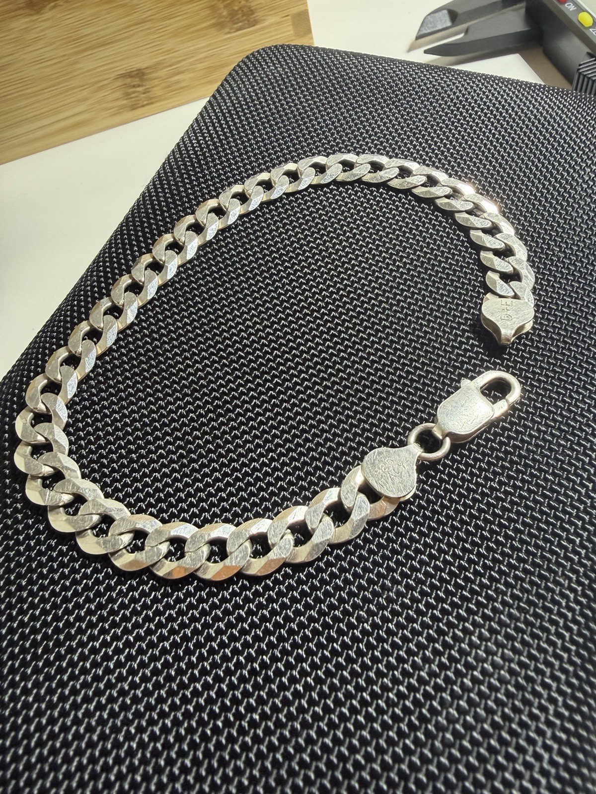 Sterling Silver 925 Italy Curb Link Chain Bracelet 9 in. 8mm