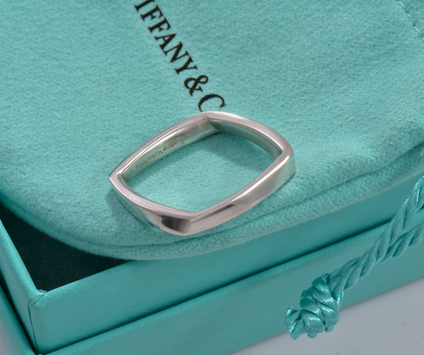 Size 9.5 Tiffany & Co Silver Frank Gehry Narrow Torque Square Ring in Pouch Rare