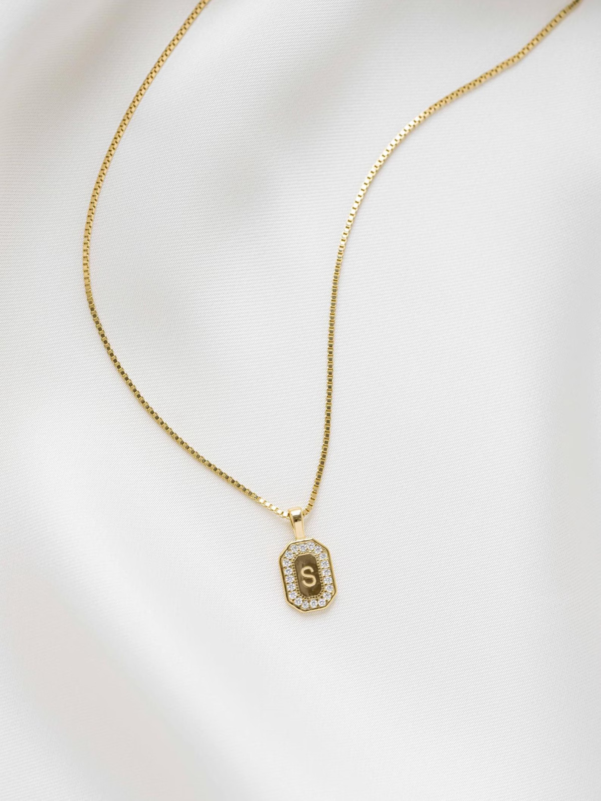 1.60 ct Round Cut Simulated Diamond Customized Pendant 14k Yellow Gold Plated