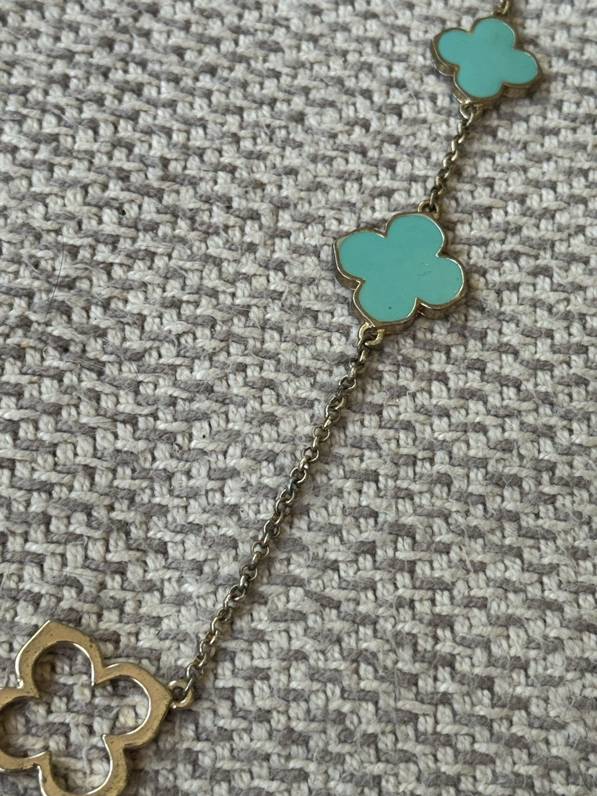 Vintage Gold Tone Metal and Turquoise Enamel Clover Leaf Shaped 38” Necklace