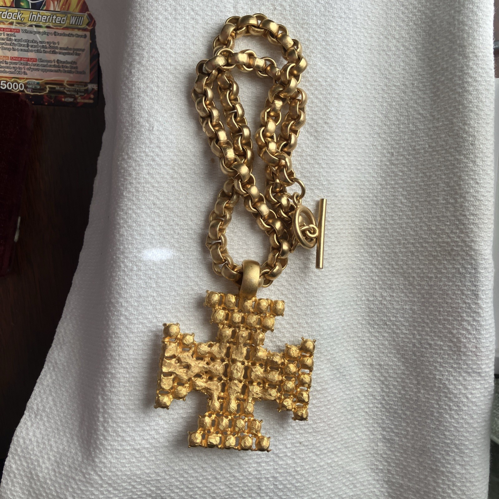 Vintage HIGH END Maltese Cross On Brushed Gold tone Heavy Chain – Ann Taylor?