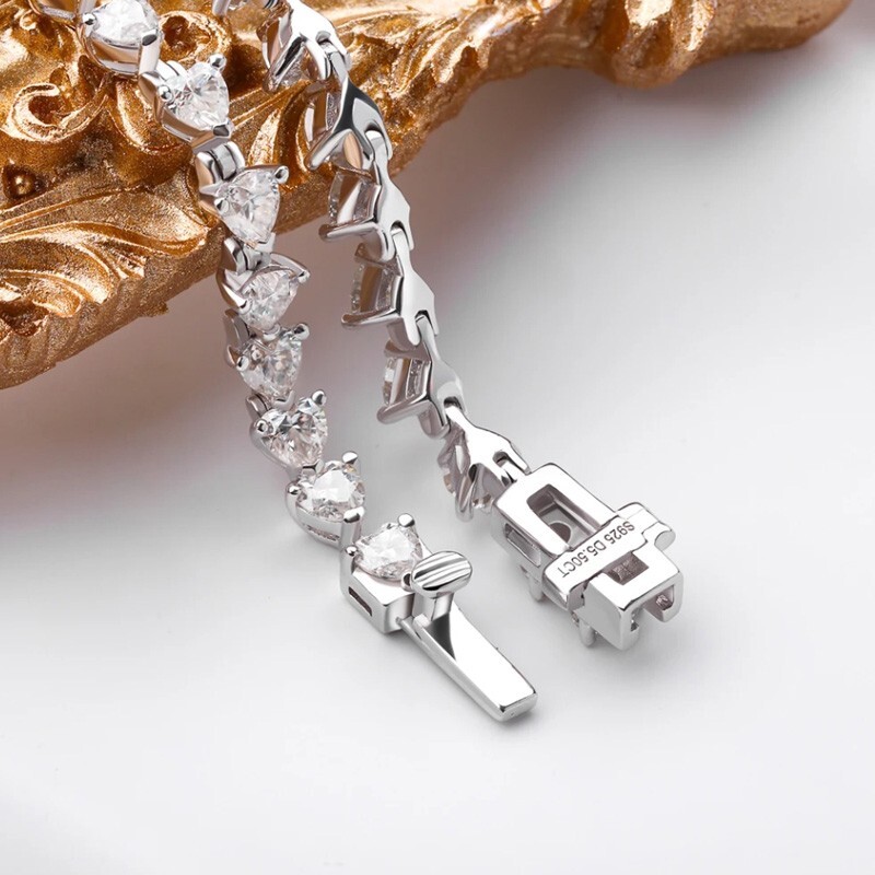 Full D VVS1 Real Heart Cut Moissanite Tennis Bracelet Chain 925 Sterling Silver