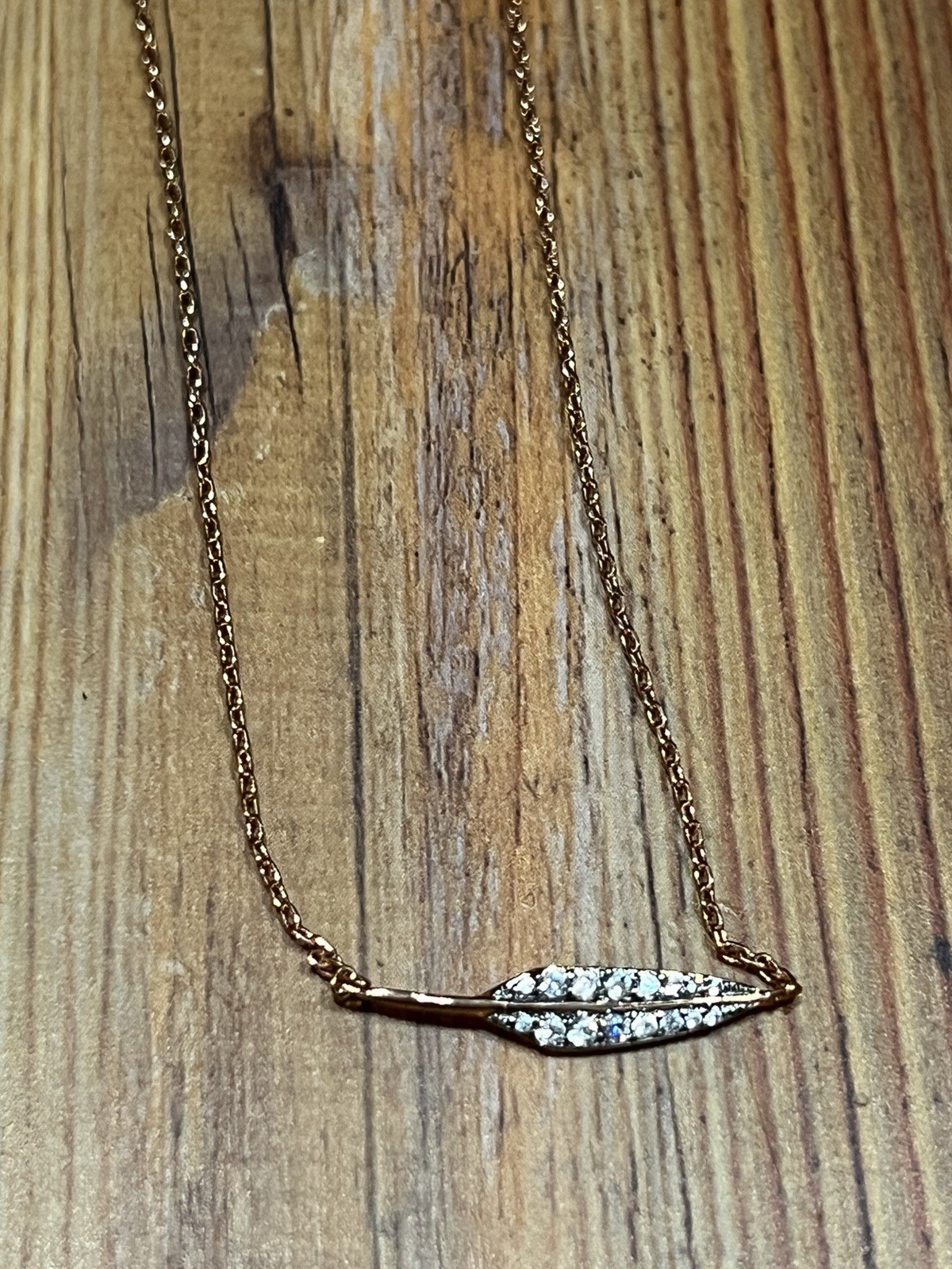 Henri Bendel Luxe Necklace, Rose Gold Tone, Feather Pendant, NWT
