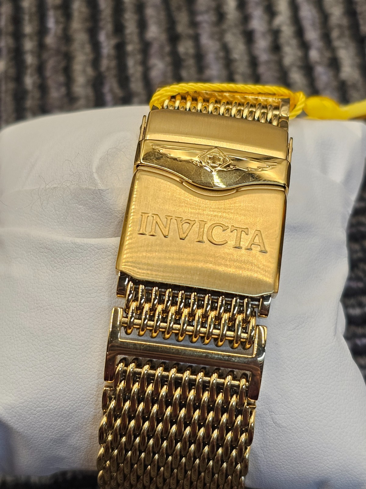 Invicta 48058: Invicta Racing Men 48 mm Stainless Steel Watch