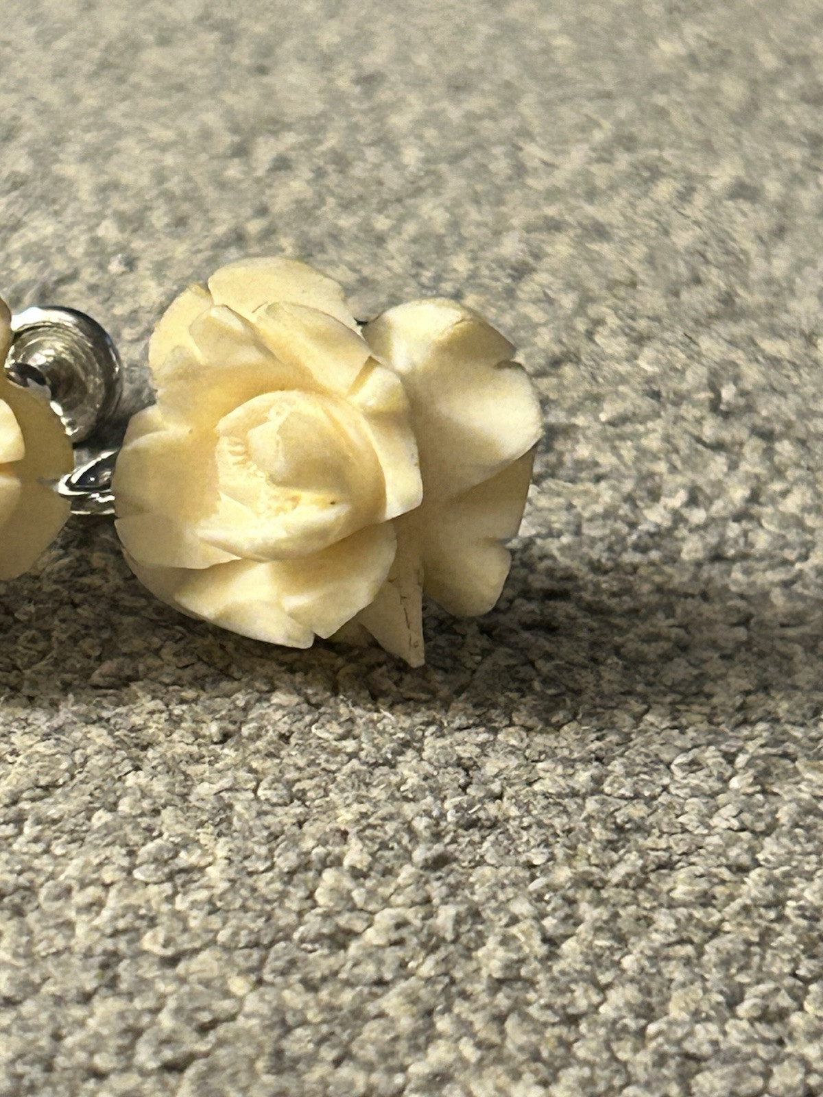 Vintage Van Dell Sterling Carved Rose Screw Back Earrings #473